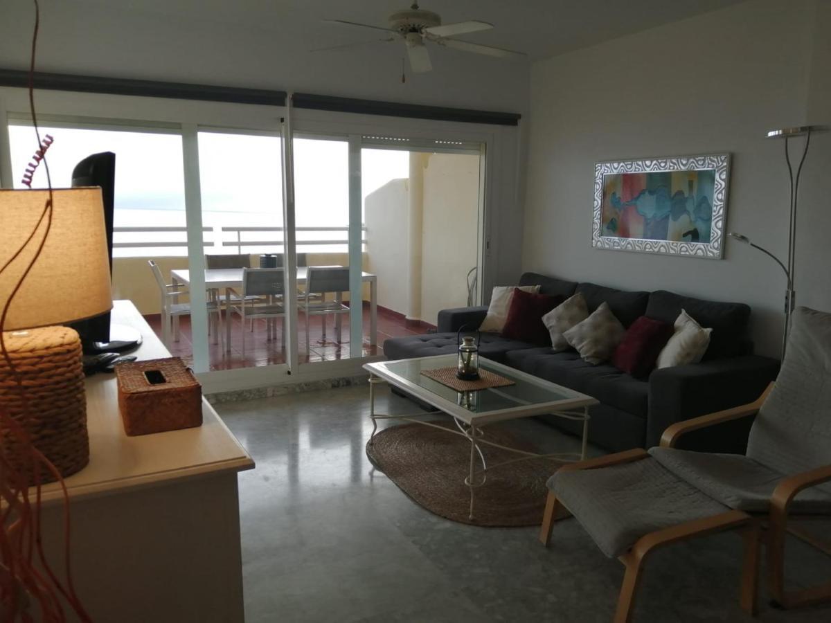 Holidays2Benalmadena Torrequebrada Sea View Front Beach With Pool Parking & Terraces Exterior foto