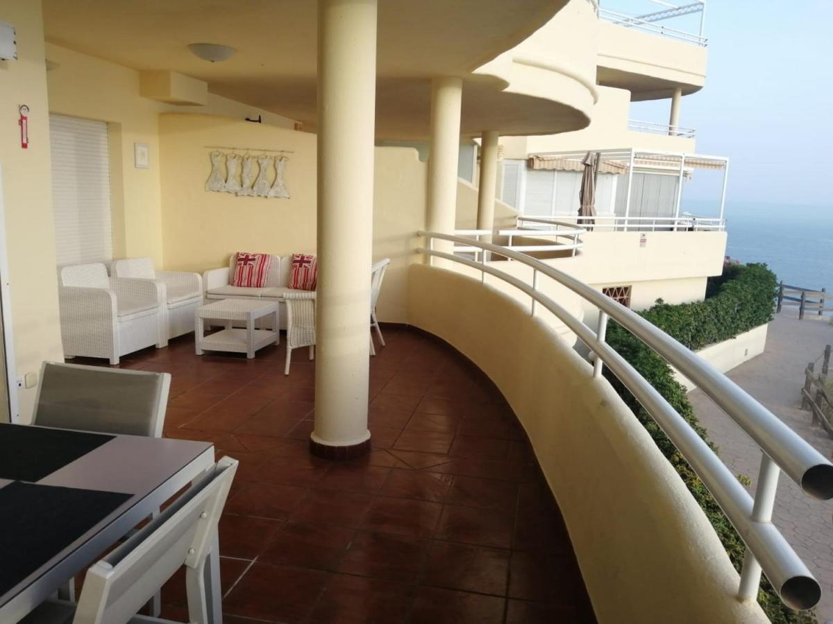 Holidays2Benalmadena Torrequebrada Sea View Front Beach With Pool Parking & Terraces Exterior foto